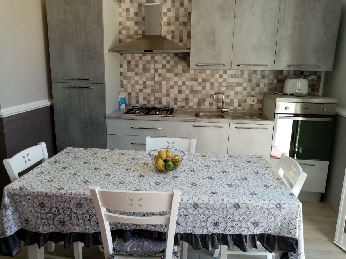 Casa Vacanza Rosariomaria レアルモンテ エクステリア 写真